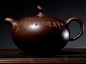 玉成窑胡公寿刻紫砂壶成交价格