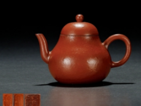 吴保松制万丰鞠轩款朱泥梨式紫砂壶