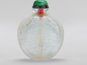 清乾隆水晶雕洪福齐天鼻烟壶