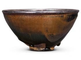 建窑乌金釉瓷器特征