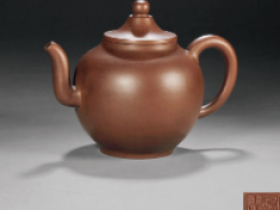 乾隆 “凤翼”款紫泥笠帽壶价格