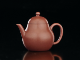 圣和制旷揽斋款梨式壶