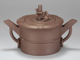 乾隆 “大方”款紫泥八卦壶