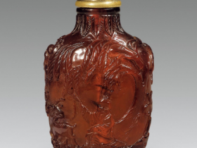 清琥珀苏武牧羊图烟壶成交价