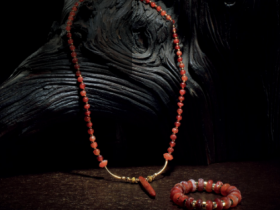 旧红玉髓串饰两串